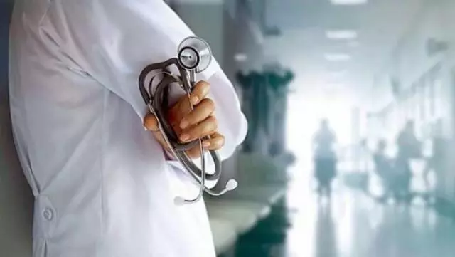 100 ألف ليرة تعرفة أطباء جلدية.. و«مجاناً» في مشفى «جامعة دمشق» …