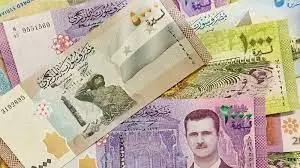 مركزي يتحدث عن مزايا سعر الصرف المنخفض لليرة… باحث اقتصادي: التقرير يتناقض مع القانون رقم 4 لعام 2020 