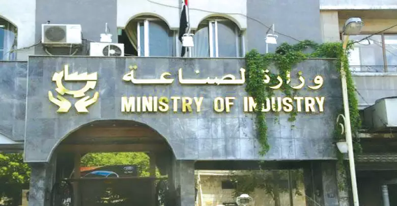 معاون وزير الاقتصاد : 1148 إجازة استيراد خلال الشهر الماضي وهي ضمن الحد الطبيعي 