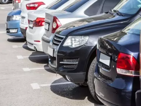 رفع أسعار البنزين يساهم في خفض أسعار السيارات !! 