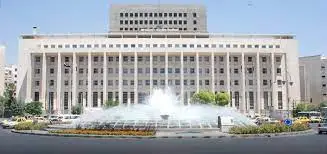 المركزي يطلب من المصارف الخاصة زيادة ساعات الدوام والعمل أيام السبت، وحصر العمليات على فتح الحسابات المصرفية فقط 