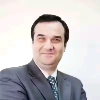 حاكم مصرف سوريا المركزي: سوريا تعمل على الانتقال من "الهشاشة الإنسانية" إلى "اقتصاد في مرحلة النمو" 